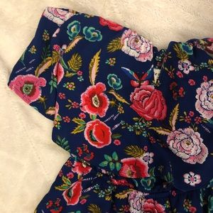 Floral romper, like new